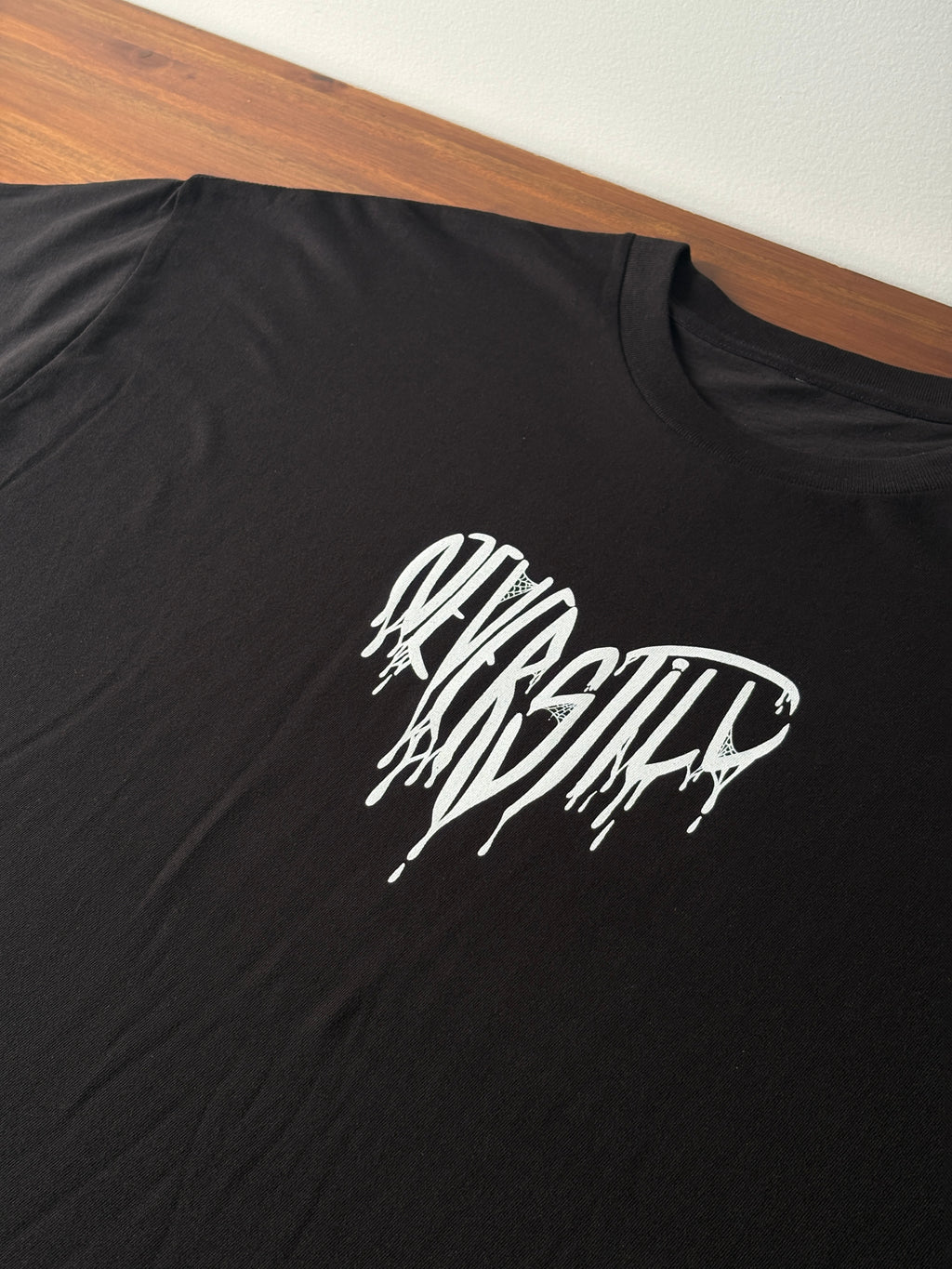 BLEEDING HEARTS OVERSIZED TEE (BLK)